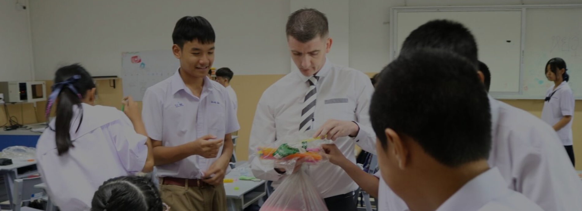 Be Like Chris_Help Students While Teaching in Thailand
