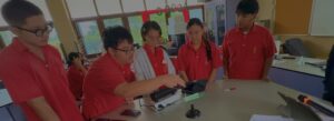 Cathode Ray Tube Experiment_Discovering Electrons and Atomic Structure